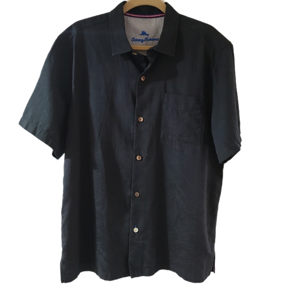 Tommy Bahama Other - TOMMY BAHAMA Black on Black Palm Pattern Soft Relaxed Short Sleeve Collar L